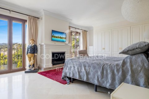 Casa adosada en venta en Benahavís, Málaga, España 5 dormitorios, 333 m2 No. 158808 - foto 10