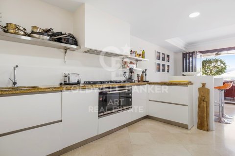 Casa adosada en venta en Benahavís, Málaga, España 5 dormitorios, 333 m2 No. 158808 - foto 7