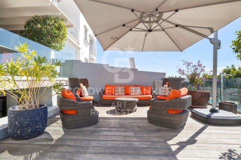 Casa adosada en venta en Benahavís, Málaga, España 5 dormitorios, 333 m2 No. 158808 - foto 3