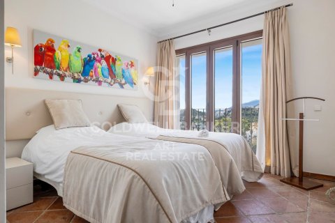 Casa adosada en venta en Benahavís, Málaga, España 5 dormitorios, 333 m2 No. 158808 - foto 12