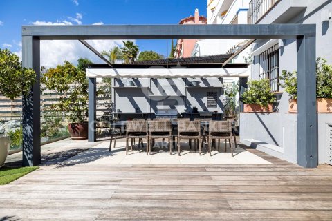 Casa adosada en venta en Benahavís, Málaga, España 5 dormitorios, 333 m2 No. 158808 - foto 17