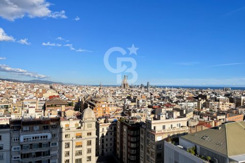 Apartament w Barcelona, Hiszpania 2 sypialnie, 95 mkw. nr 158810 – zdjęcie 18