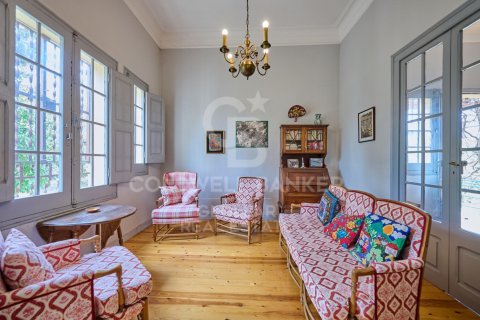 Dom w Girona, Hiszpania 7 sypialni, 308 mkw. nr 158814 – zdjęcie 8