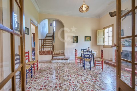 Dom w Girona, Hiszpania 7 sypialni, 308 mkw. nr 158814 – zdjęcie 10