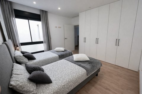 Rindu māja pārdošanā Dolores, Alicante, Spānijā 3 istabas, 165 m2 Nr. 150170 - attēls 24