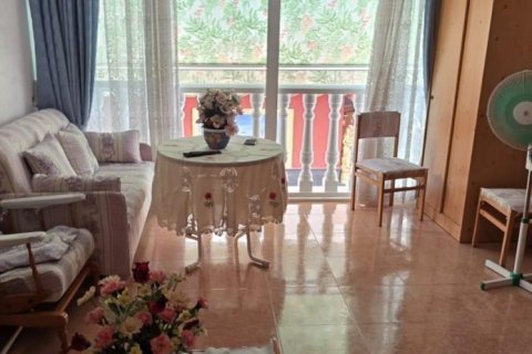 Apartamento en venta en Torrevieja, Alicante, España 1 dormitorio, 50 m2 No. 193364 - foto 3
