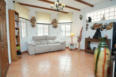 Huvila myytävänä Los Montesinos, Alicante, Espanja, 3 makuuhuonetta, 89 m2 No. 193366 - kuva 4