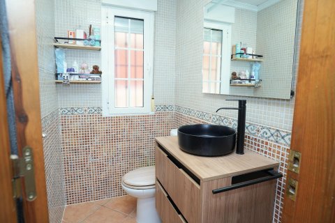 Huvila myytävänä Los Montesinos, Alicante, Espanja, 3 makuuhuonetta, 89 m2 No. 193366 - kuva 11