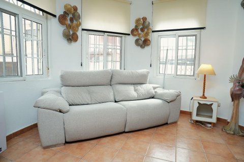 Huvila myytävänä Los Montesinos, Alicante, Espanja, 3 makuuhuonetta, 89 m2 No. 193366 - kuva 5