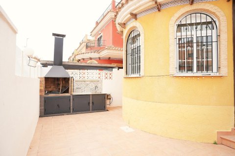 Huvila myytävänä Los Montesinos, Alicante, Espanja, 3 makuuhuonetta, 89 m2 No. 193366 - kuva 16
