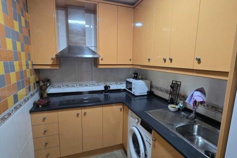 Apartamento en venta en Torrevieja, Alicante, España 2 dormitorios, 63 m2 No. 193363 - foto 4