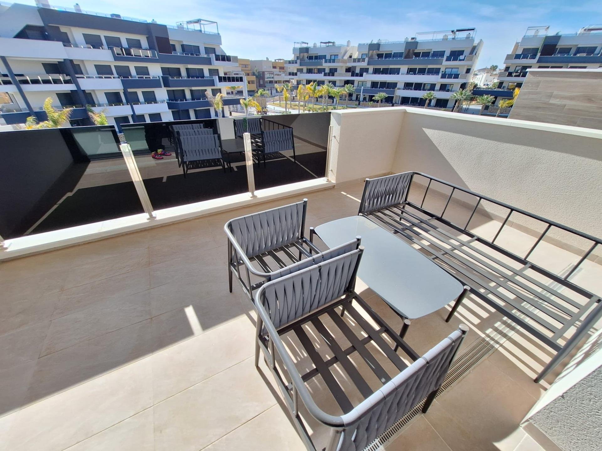 Huoneisto Punta Prima, Alicante, Espanja 2 makuuhuonetta, 76 m2 No. 193369