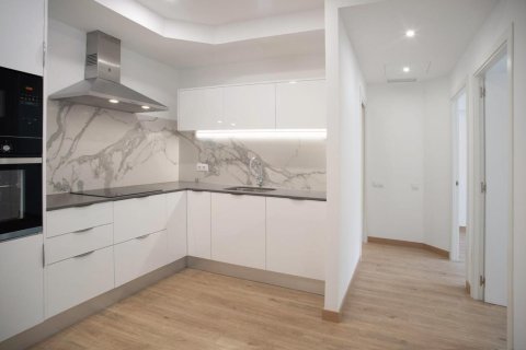 Apartment à vendre à Barcelona, Espagne, 2 chambres, No. 141109 - photo 5