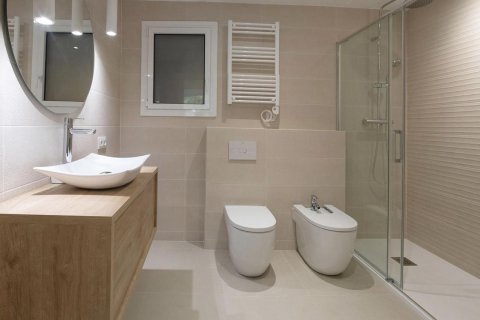 Apartment à vendre à Barcelona, Espagne, 2 chambres, No. 141109 - photo 12