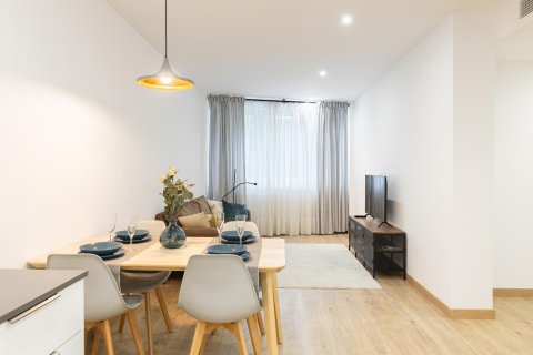 Apartment for sale in Barcelona, Spain 2 bedrooms, No. 141111 - photo 5
