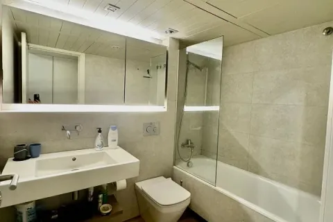 Huoneisto myytävänä Barcelona, Espanja, 1 makuuhuone, No. 141113 - kuva 11