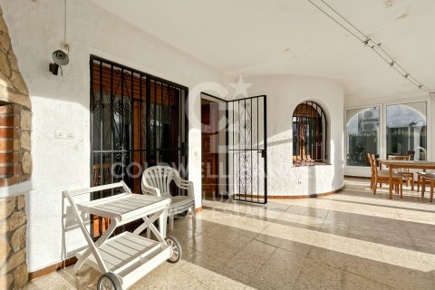 Talo myytävänä Empuriabrava, Girona, Espanja, 3 makuuhuonetta, 160 m2 No. 156969 - kuva 16