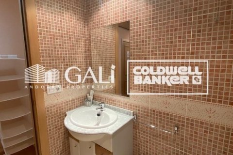 Lägenhet till salu i Principado De Andorra (Ninguna Poblacion Tiene C.P.), Lleida, Spanien 65 kvm. Nr. 156971 - foto 14