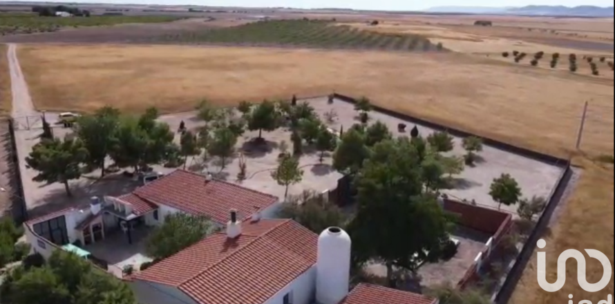 House in Alcazar De San Juan, Ciudad Real, Spanien 6 Schlafzimmer, 175 m2 Nr. 185822
