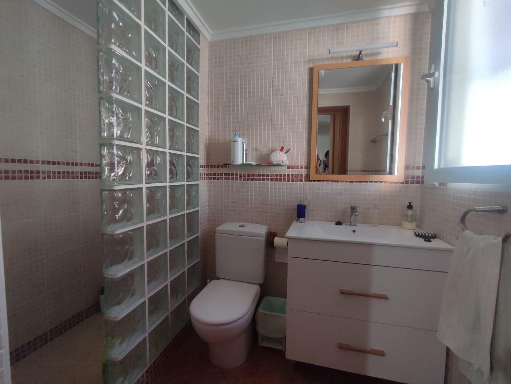 Villa i Guardamar del Segura, Alicante, Spanien 5 sovrum, 199 kvm. Nr. 79018