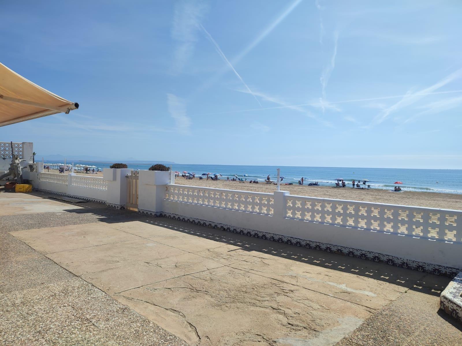 Villa i Guardamar del Segura, Alicante, Spanien 5 sovrum, 199 kvm. Nr. 79018