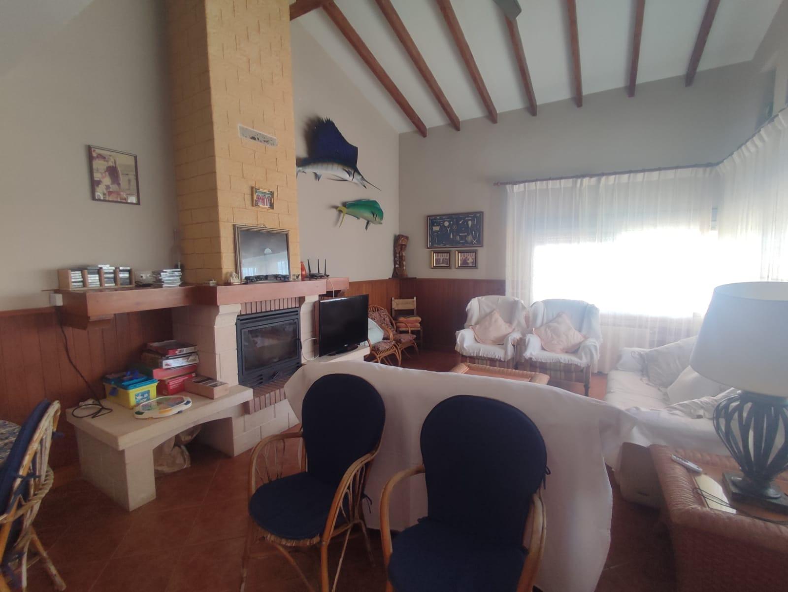 Villa i Guardamar del Segura, Alicante, Spanien 5 sovrum, 199 kvm. Nr. 79018