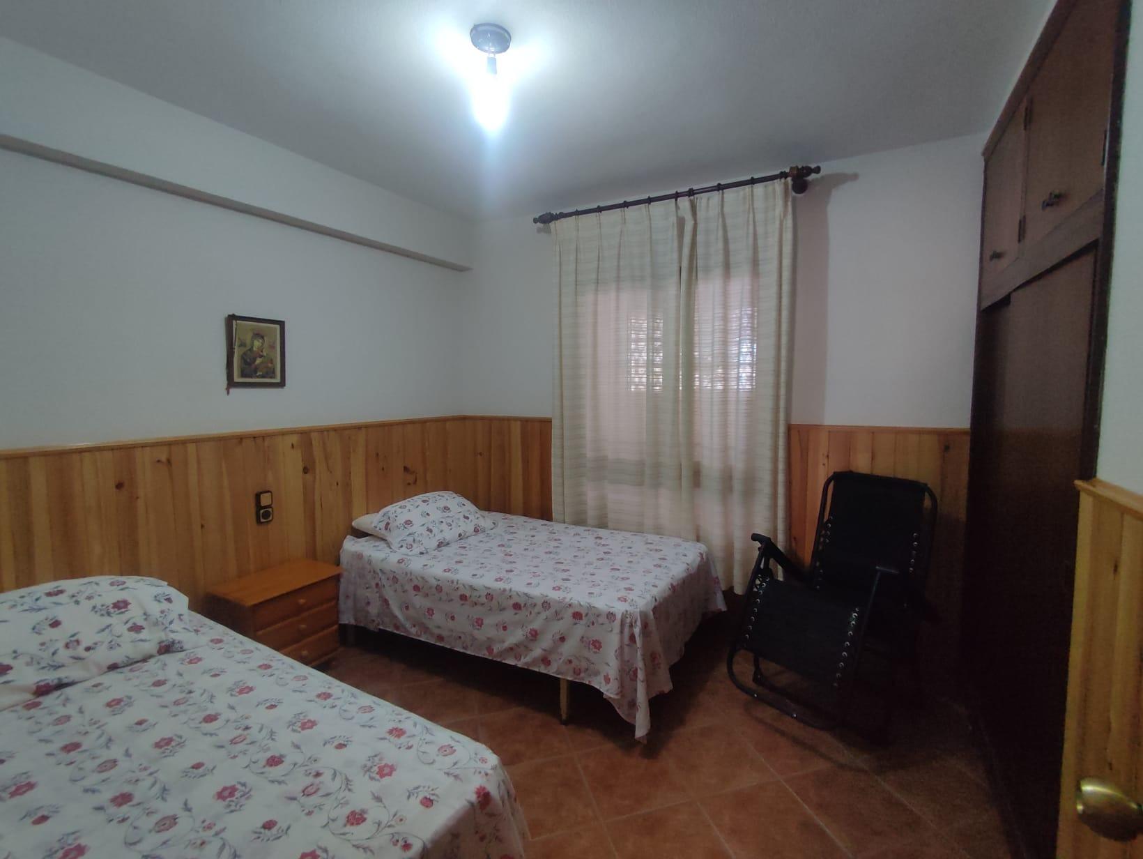 Villa i Guardamar del Segura, Alicante, Spanien 5 sovrum, 199 kvm. Nr. 79018