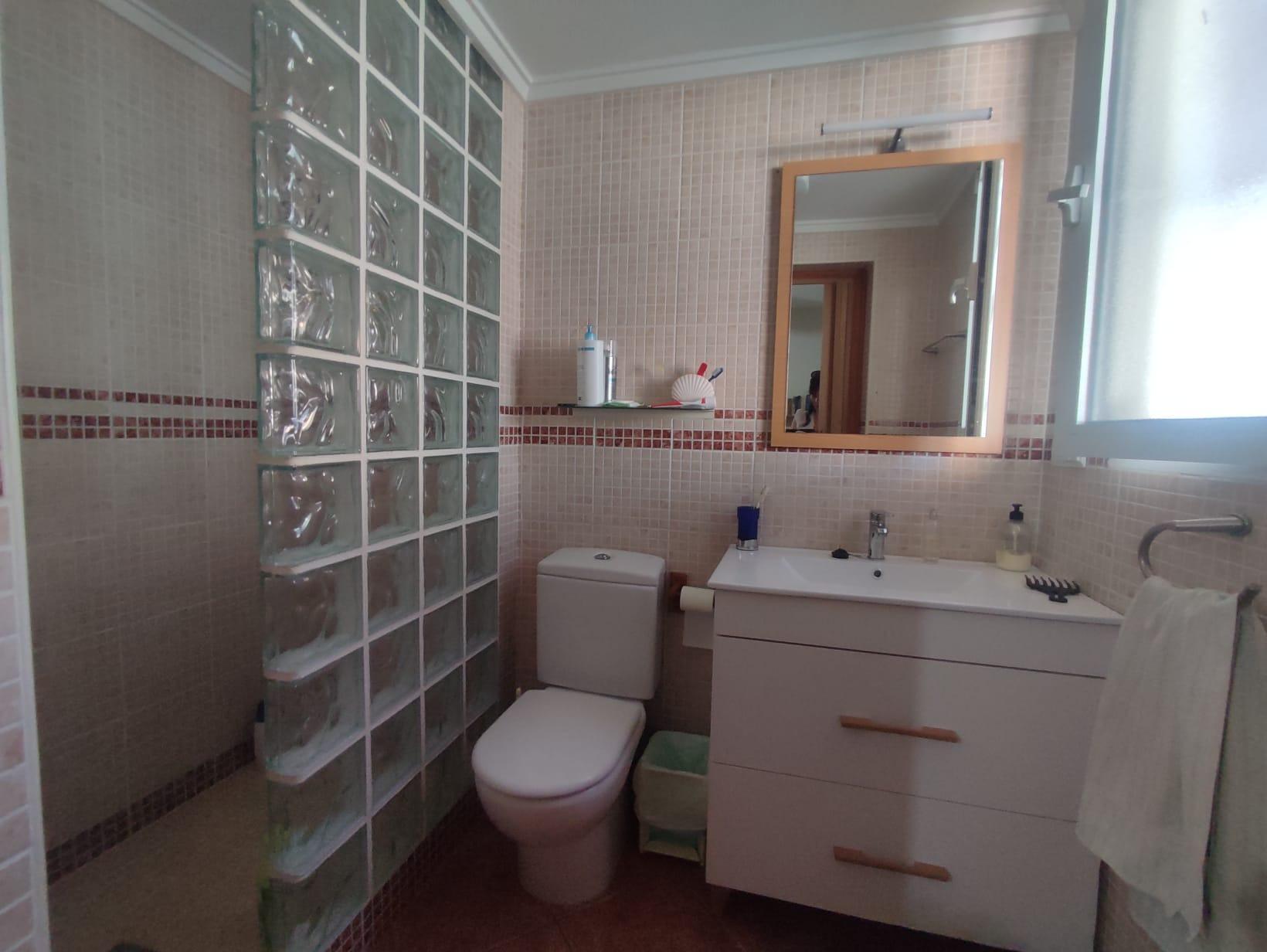 Villa i Guardamar del Segura, Alicante, Spanien 5 sovrum, 199 kvm. Nr. 79018