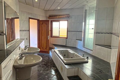 Dom w San Isidro De Abona, Tenerife, Hiszpania 6 sypialni, 8000 mkw. nr 154212 – zdjęcie 17