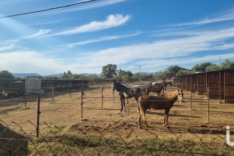 Сasa en venta en Vinyols i els Arcs, Tarragona, España 6 dormitorios, 176 m2 No. 154218 - foto 5