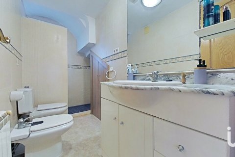 Сasa en venta en Vinyols i els Arcs, Tarragona, España 6 dormitorios, 176 m2 No. 154218 - foto 11