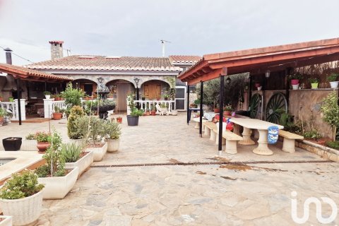 Talo myytävänä Vallfogona de Balaguer, Lleida, Espanja, 4 makuuhuonetta, 161 m2 No. 154217 - kuva 4