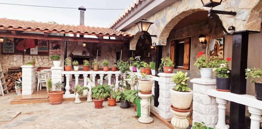 Talo Vallfogona de Balaguer, Lleida, Espanja 4 makuuhuonetta, 161 m2 No. 154217