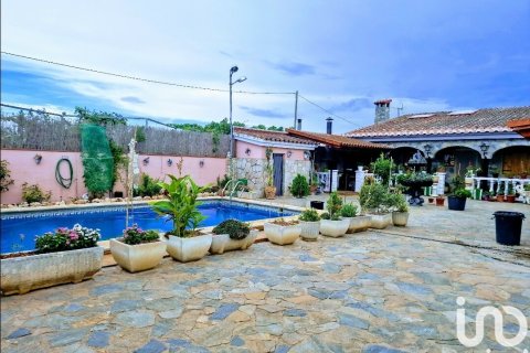 Talo myytävänä Vallfogona de Balaguer, Lleida, Espanja, 4 makuuhuonetta, 161 m2 No. 154217 - kuva 3