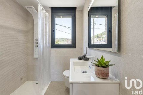 Dom w Canyelles, Barcelona, Hiszpania 5 sypialni, 332 mkw. nr 154214 – zdjęcie 24