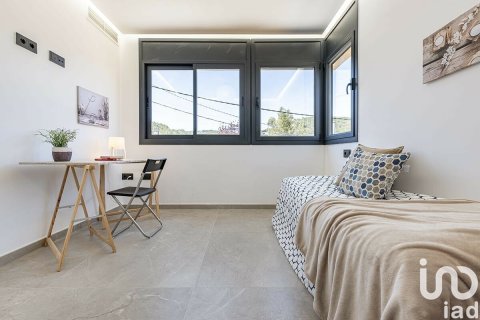 Dom w Canyelles, Barcelona, Hiszpania 5 sypialni, 332 mkw. nr 154214 – zdjęcie 20