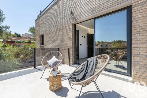 Dom w Canyelles, Barcelona, Hiszpania 5 sypialni, 332 mkw. nr 154214 – zdjęcie 25