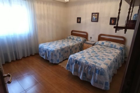 Сasa en venta en Cuadros, León, España 5 dormitorios, 285 m2 No. 154216 - foto 23