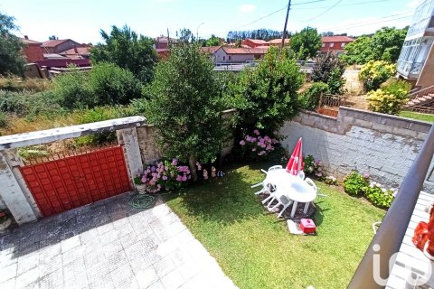 Сasa en venta en Cuadros, León, España 5 dormitorios, 285 m2 No. 154216 - foto 4