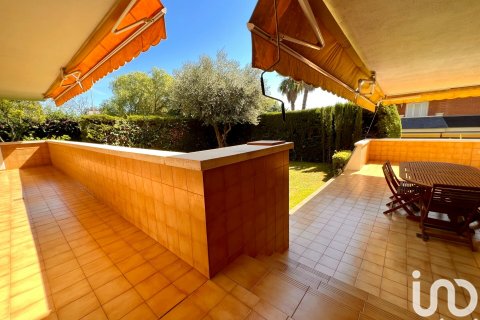 Talo myytävänä Sant Andreu de Llavaneres, Barcelona, Espanja, 4 makuuhuonetta, 180 m2 No. 154213 - kuva 8