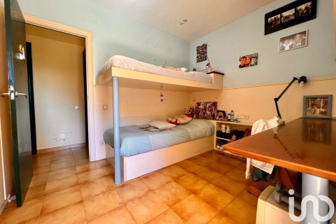 Talo myytävänä Sant Andreu de Llavaneres, Barcelona, Espanja, 4 makuuhuonetta, 180 m2 No. 154213 - kuva 18