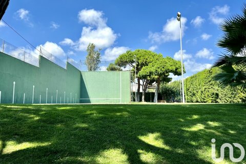 Talo myytävänä Sant Andreu de Llavaneres, Barcelona, Espanja, 4 makuuhuonetta, 180 m2 No. 154213 - kuva 23