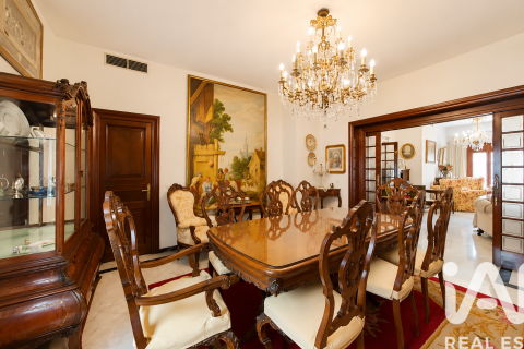 Apartment for sale in Cordoba, Spain 4 bedrooms, 300 sq.m. No. 172228 - photo 7