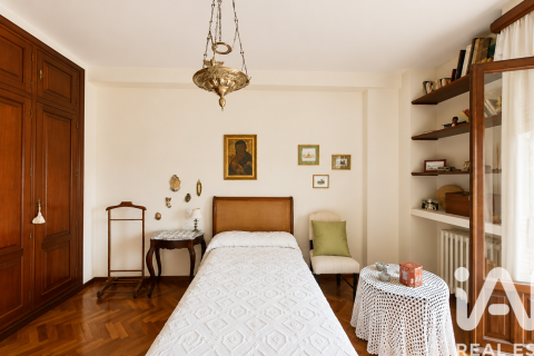 Apartment for sale in Cordoba, Spain 4 bedrooms, 300 sq.m. No. 172228 - photo 29