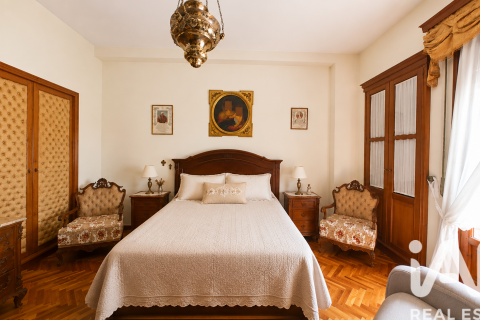 Apartment for sale in Cordoba, Spain 4 bedrooms, 300 sq.m. No. 172228 - photo 12
