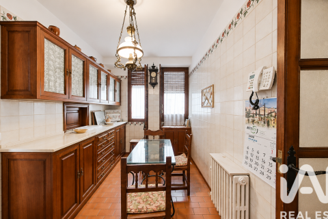 Apartment for sale in Cordoba, Spain 4 bedrooms, 300 sq.m. No. 172228 - photo 16