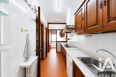 Apartment for sale in Cordoba, Spain 4 bedrooms, 300 sq.m. No. 172228 - photo 19
