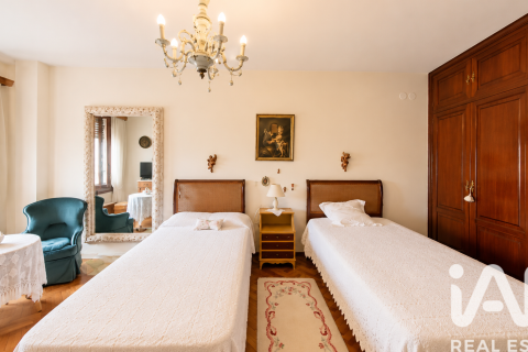 Apartment for sale in Cordoba, Spain 4 bedrooms, 300 sq.m. No. 172228 - photo 24
