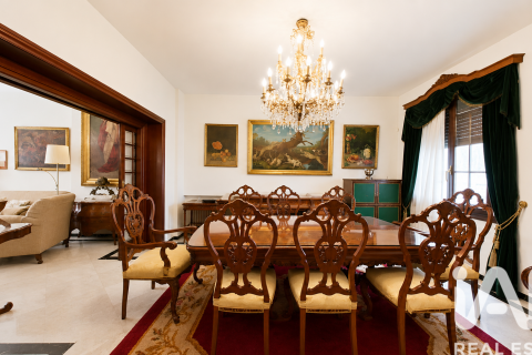 Apartment for sale in Cordoba, Spain 4 bedrooms, 300 sq.m. No. 172228 - photo 6