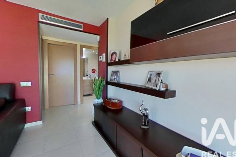 Apartment for sale in Sant Carles De La Rapita, Tarragona, Spain 2 bedrooms, 87 sq.m. No. 172229 - photo 6